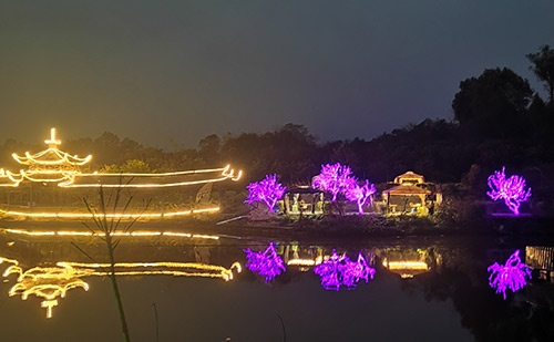 成人AV电影蜜桃鱼塘夜色